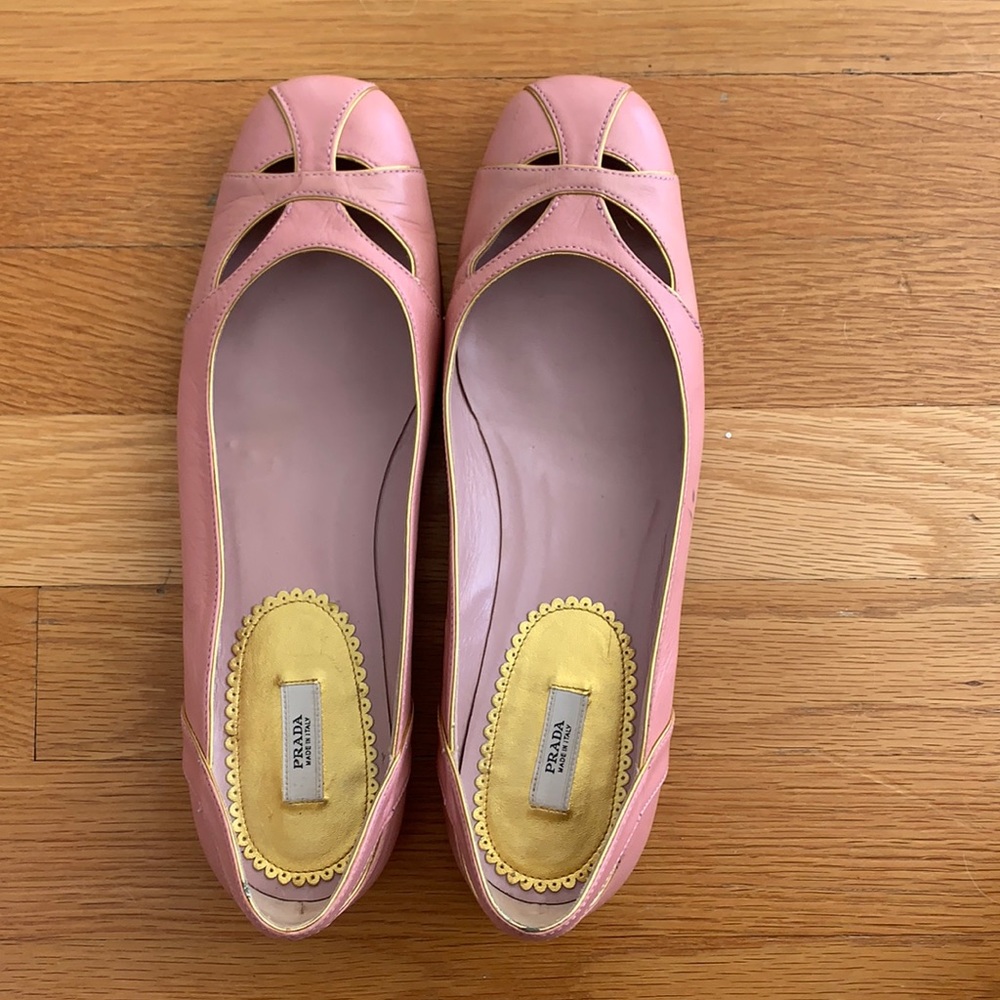 Lightly worn. Pink Prada flats